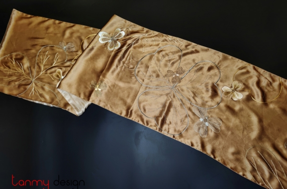 Brown silk scarf hand-embroidered with flamboyant flower 40*200cm